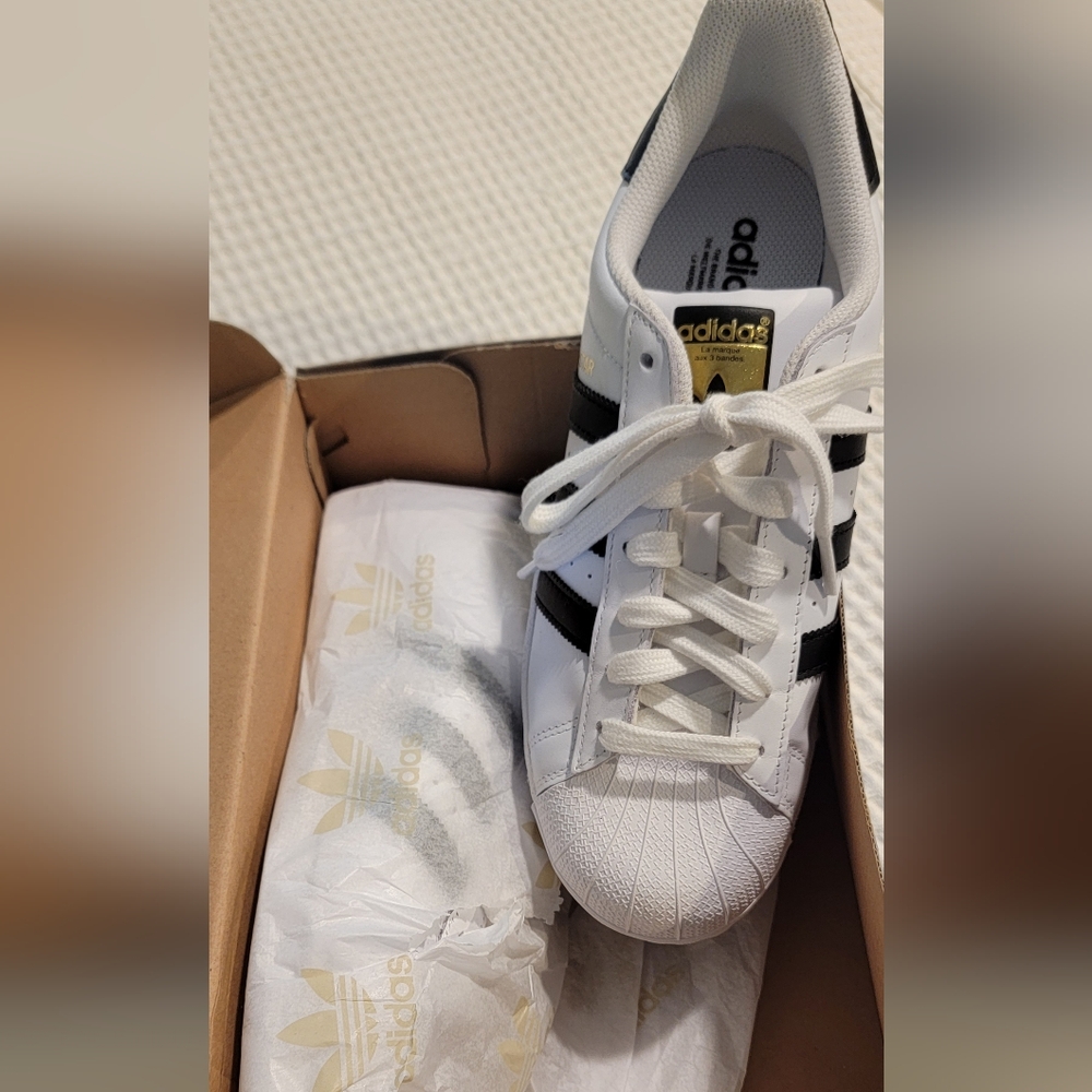 Adidas Superstar